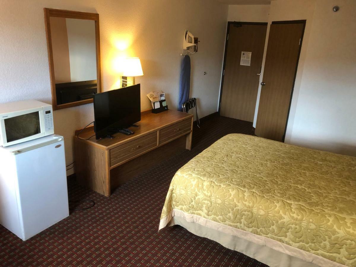 Super 8 By Wyndham The Dalles Or Exterior foto