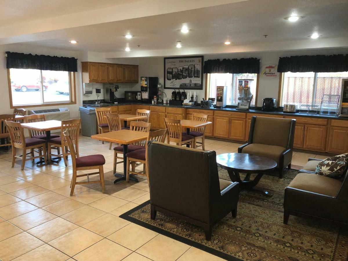 Super 8 By Wyndham The Dalles Or Exterior foto